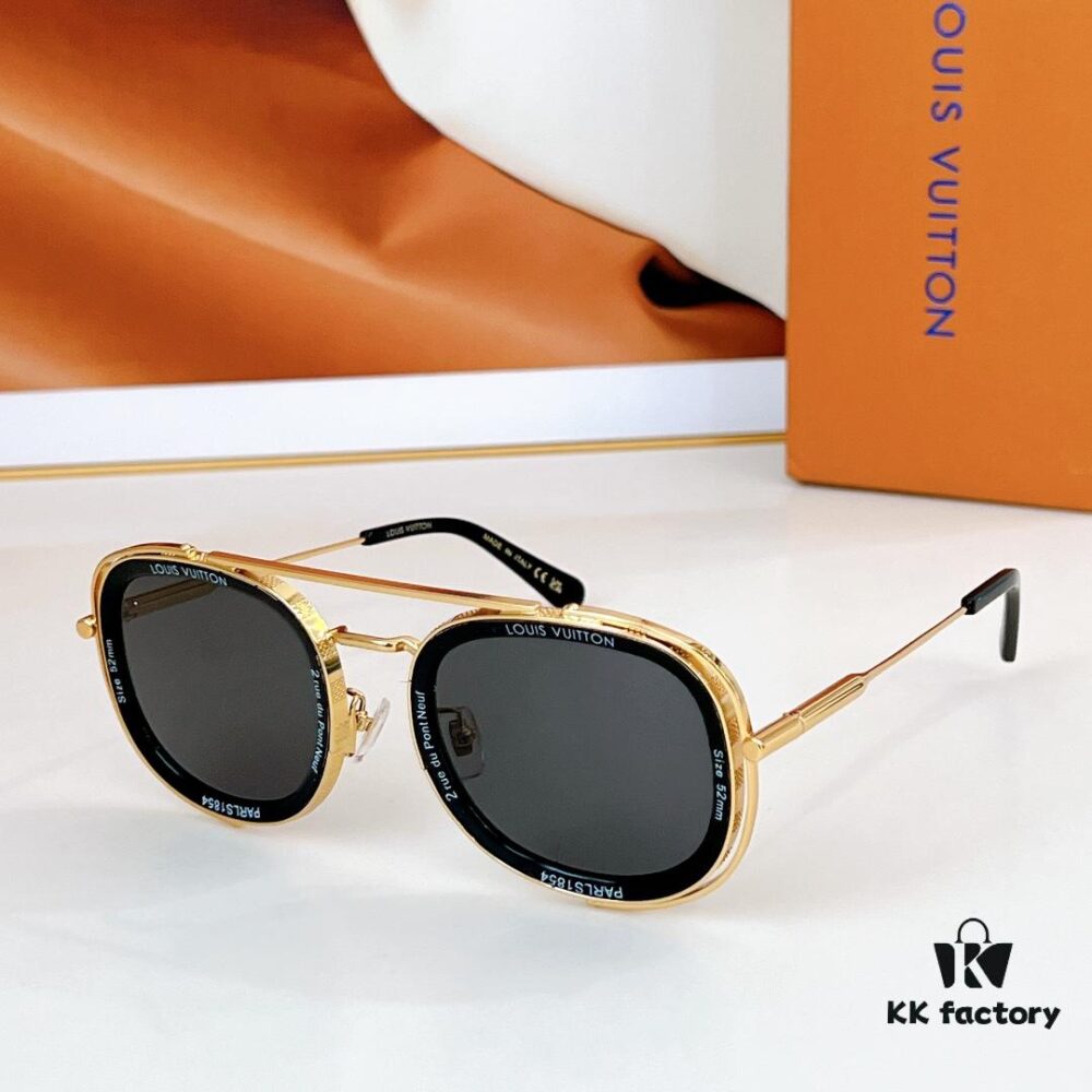 145 LOUIS VUITTON MOD: Z2213U Size: 52-24 145