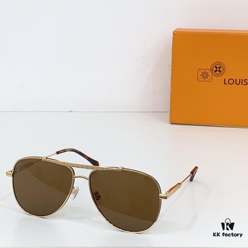 135 LOUIS VUITTON MOD: Z40190W Size: 60□16 145 Sunglasses