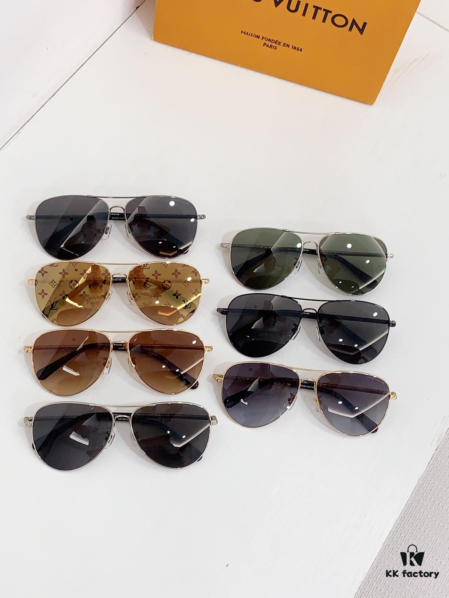 135 LOUIS VUITTON MOD: Z1319 Size: 61□13-145 Eyeglasses Sunglasses