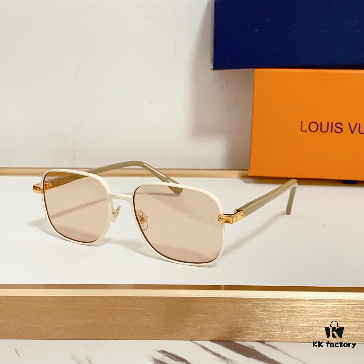 145 LOUIS VUITTON MOD: Z2045U Size: 57□17 145 Sunglasses