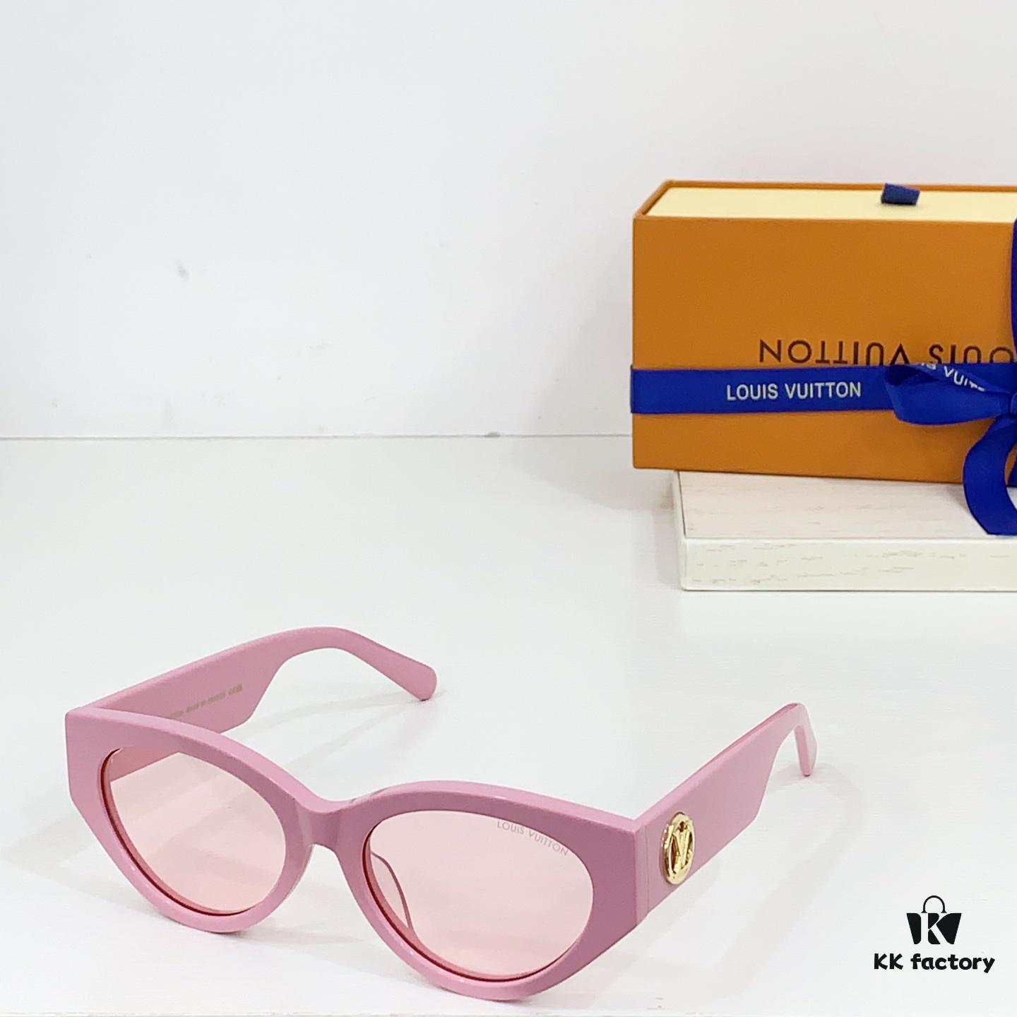 140 LOUIS VUITTON MOD: Z2027U Size: 55×16