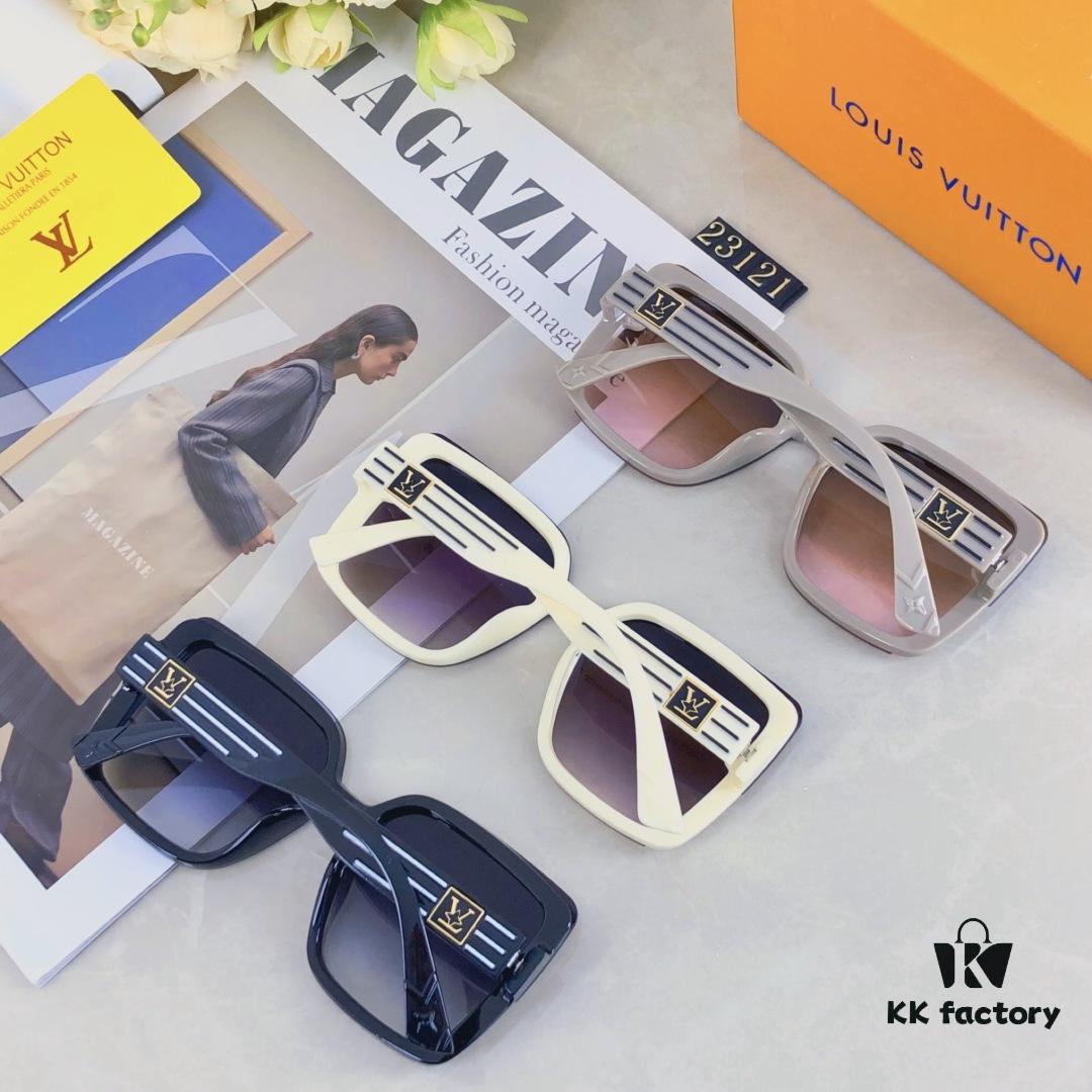 Louis Vuitton 2025 New Fashion Sunglasses for Women, UV-Protective Retro Stylish Oversized Glasses