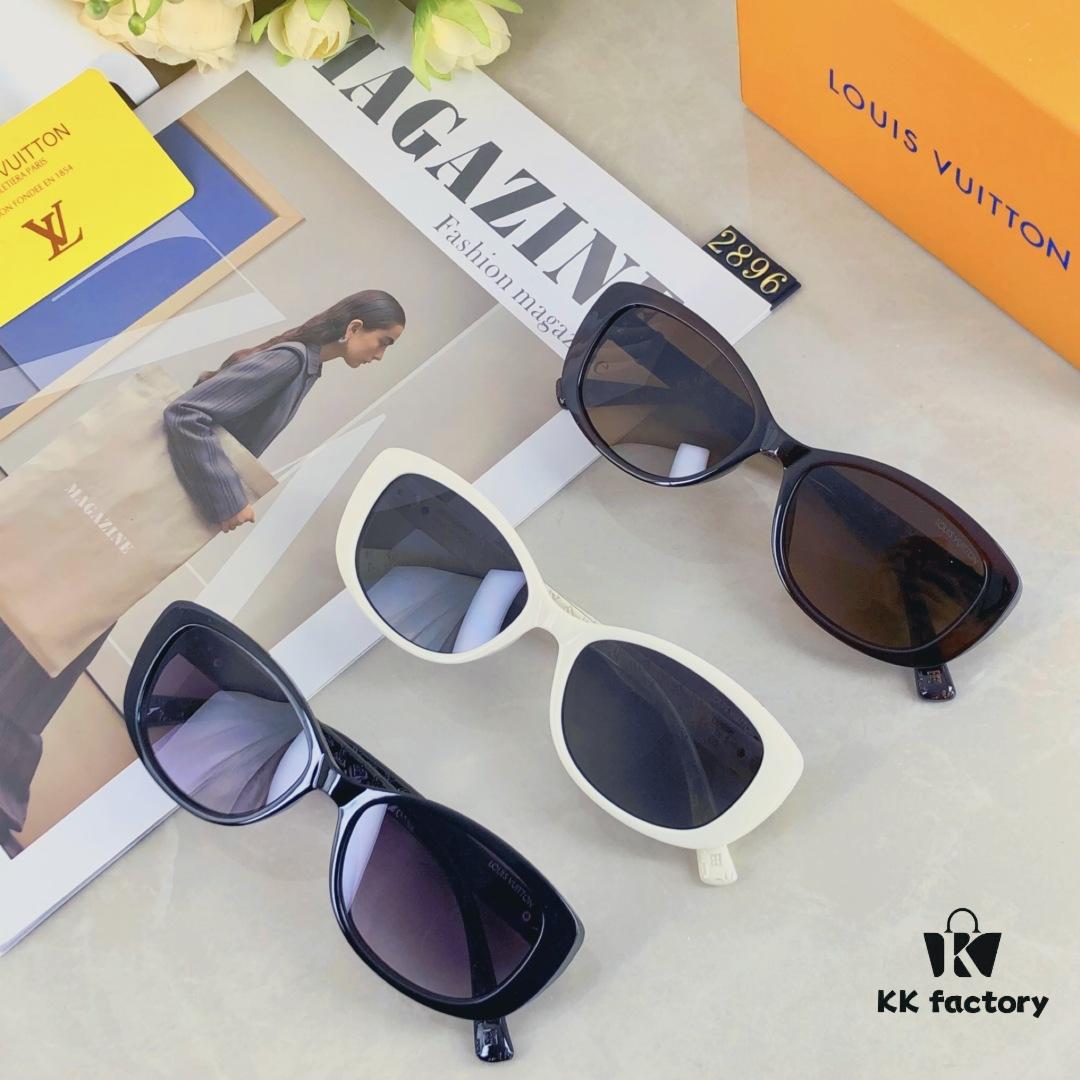 Louis Vuitton Sunglasses - Stylish Square Oversized Frame, Versatile Fashion Design with Premium Craftsmanship
