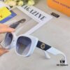 Louis Vuitton 2025 New Retro Cat-Eye Sunglasses for Women, Korean INS Style High-End Fashion Sun Glasses for Photo Poses, Driving and Trendy Look