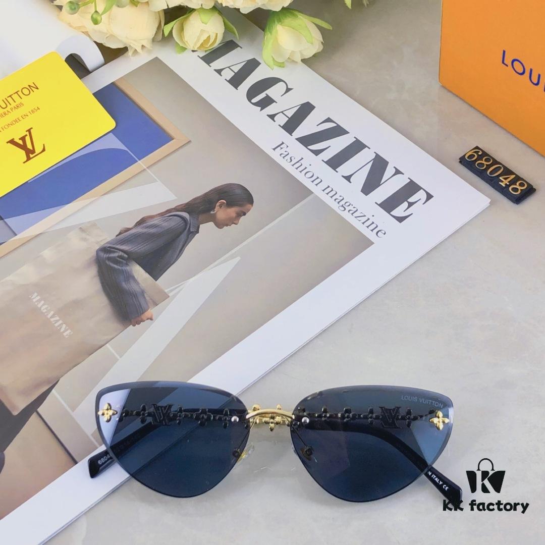 Louis Vuitton 2025 Luxury Women's Frameless Slimming Versatile Sunglasses, Clover Street Style Sun Glasses Featured on Xiaohongshu