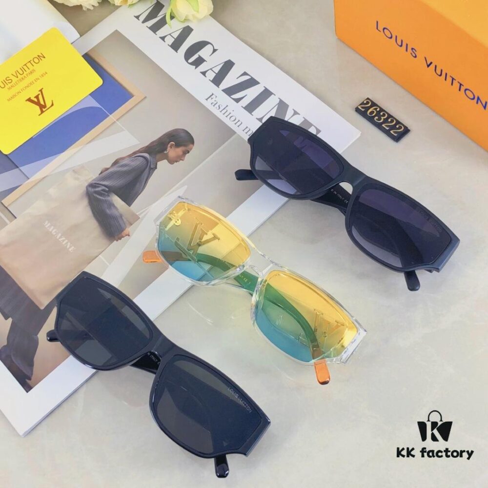 Louis Vuitton Unisex Cat-Eye Oversized Sunglasses, Fashionable UV-Protective Shades for Men and Women