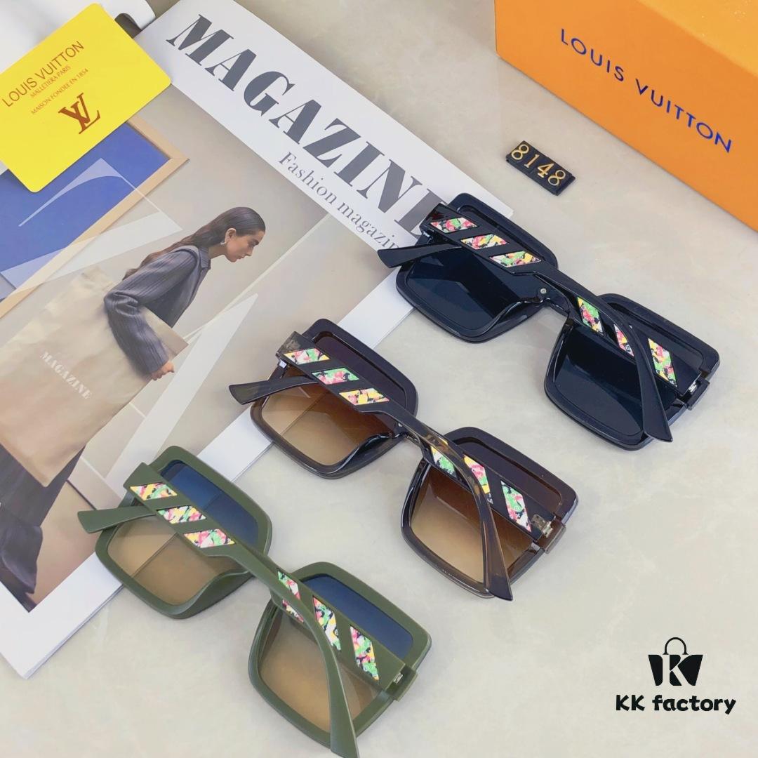 Louis Vuitton 2025 New Square Oversized Letter Decorated Lightweight Luxury Women's Sunglasses, TikTok Influencer Fashion Shades