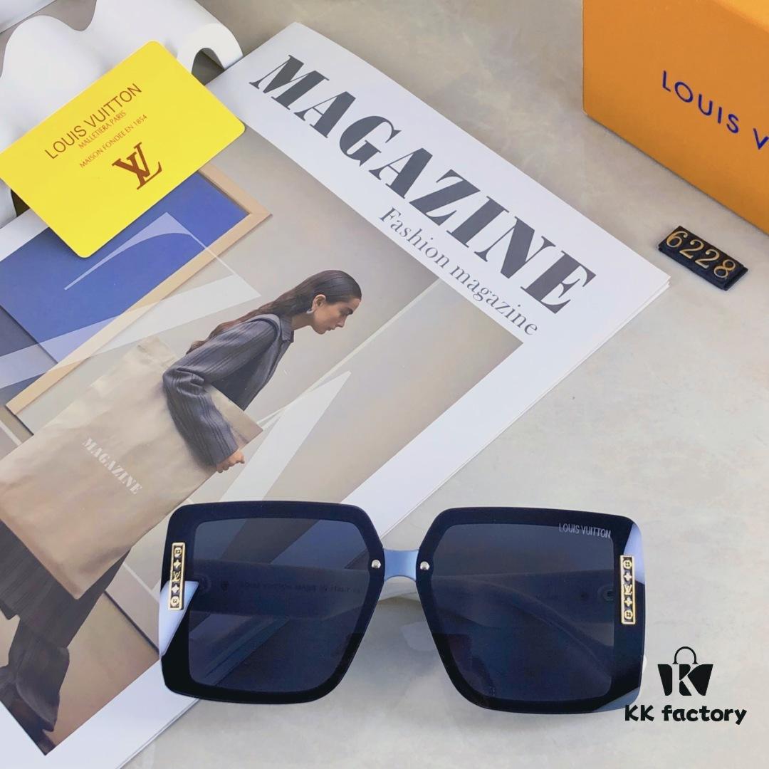 Louis Vuitton High-End Oversized Sunglasses with UV Protection for Women, Fashionable Trendy Sun Glasses Popular on TikTok, Stylish European and American Design