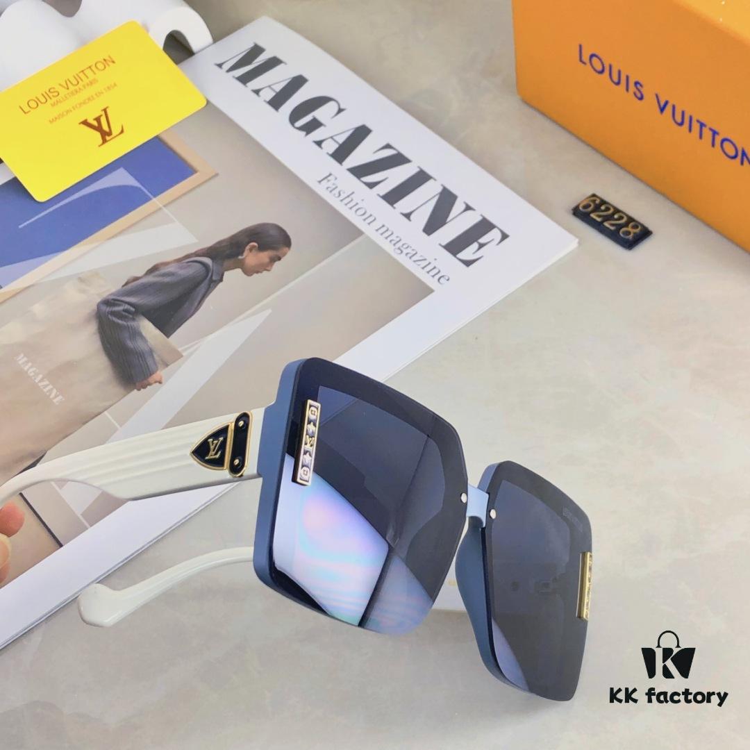 Louis Vuitton High-End Oversized Sunglasses with UV Protection for Women, Fashionable Trendy Sun Glasses Popular on TikTok, Stylish European and American Design