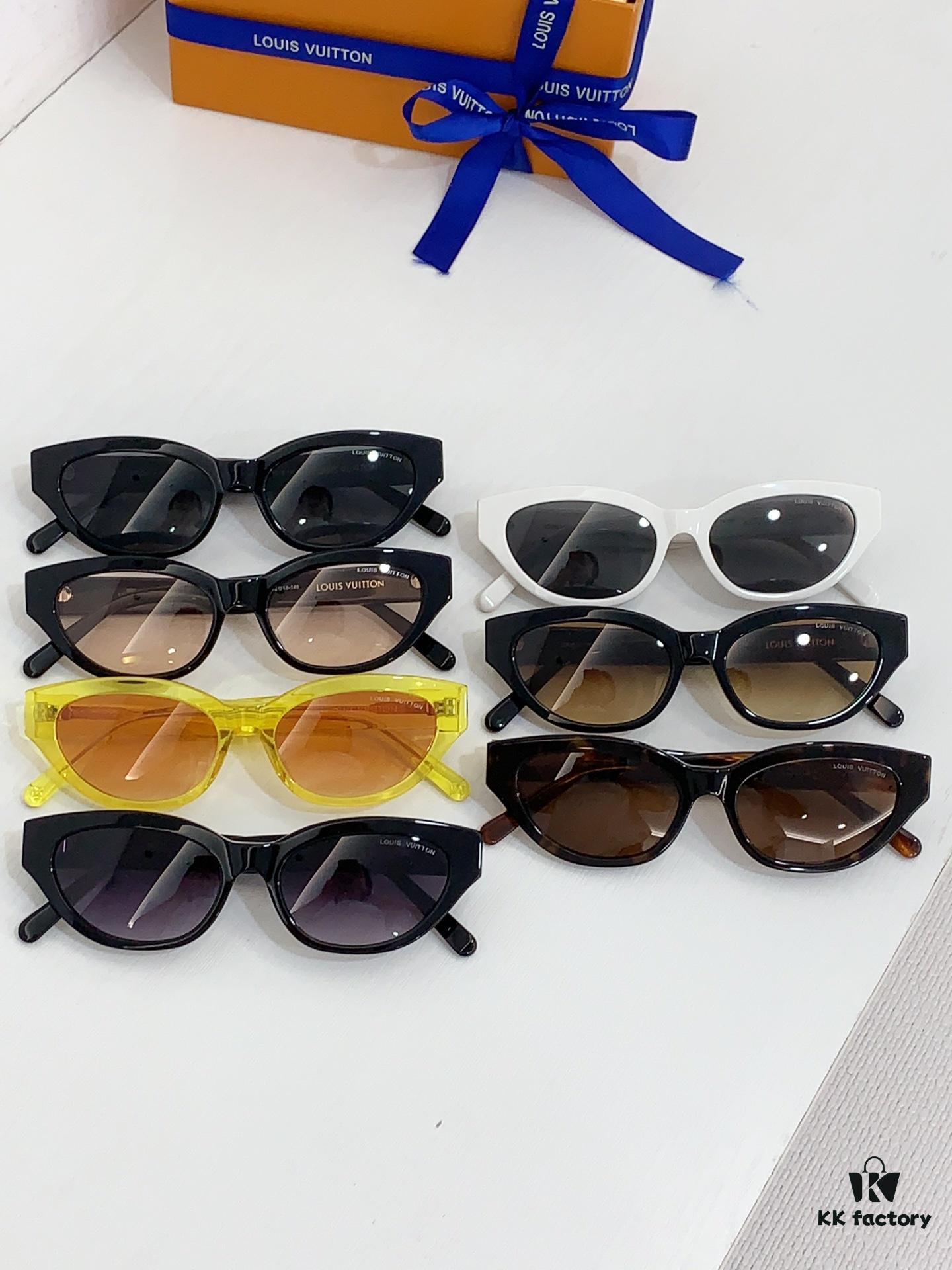140 LOUIS VUITTON MODEL Z2481U SIZE 52□18-140 Sunglasses