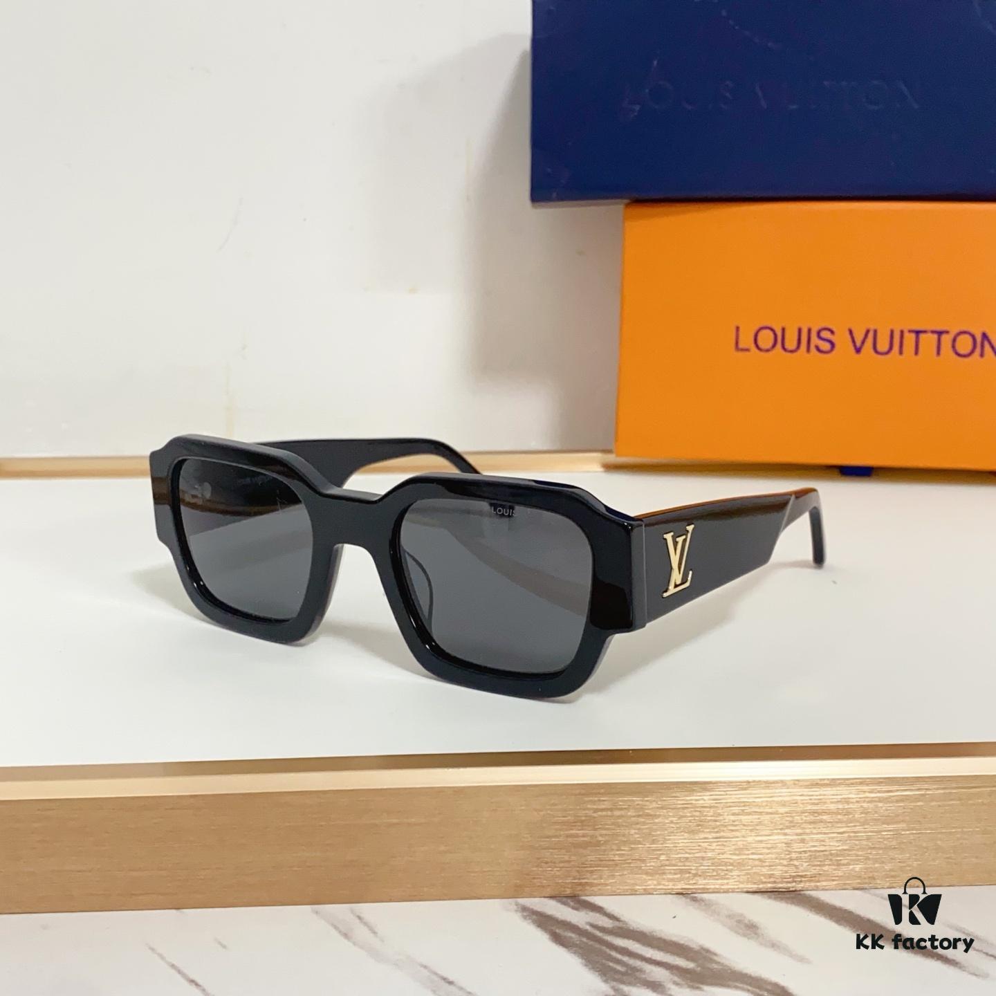 140 LOUIS VUITTON MOD: Z2611E Size: 51-24-140 Sunglasses