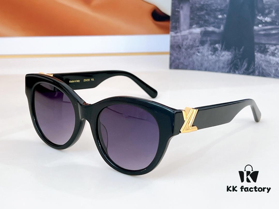 110 LOUIS VUITTON MODEL Z2422 Sunglasses