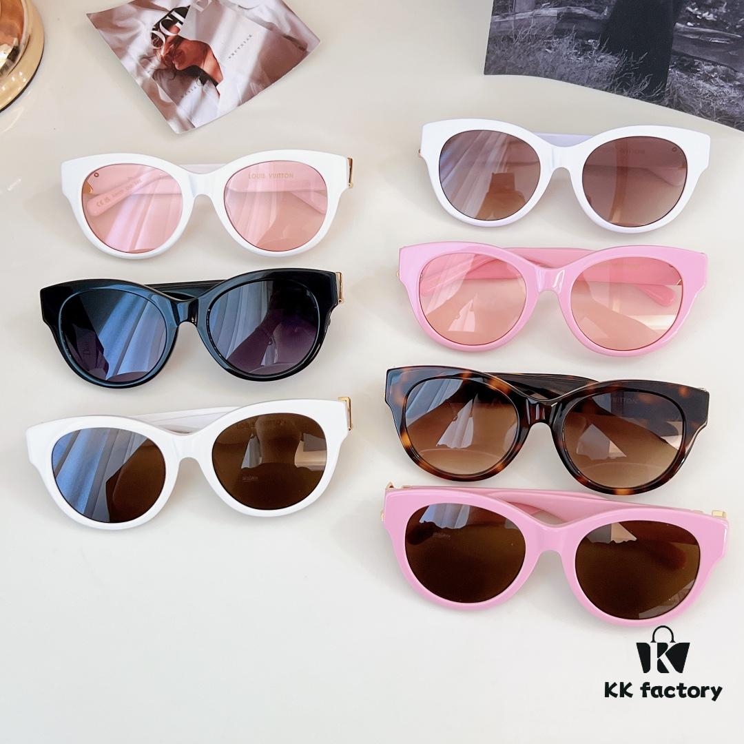 110 LOUIS VUITTON MODEL Z2422 Sunglasses