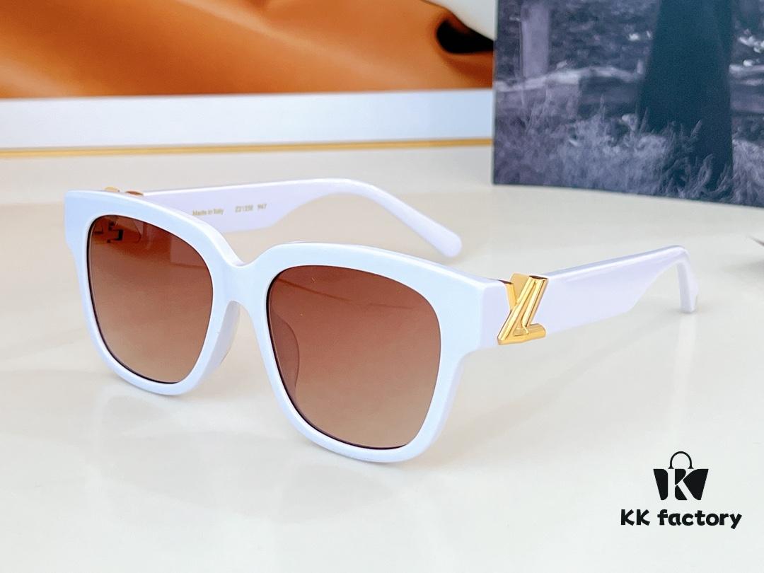 110 LOUIS VUITTON MODEL Z2120E SIZE 55□18-140