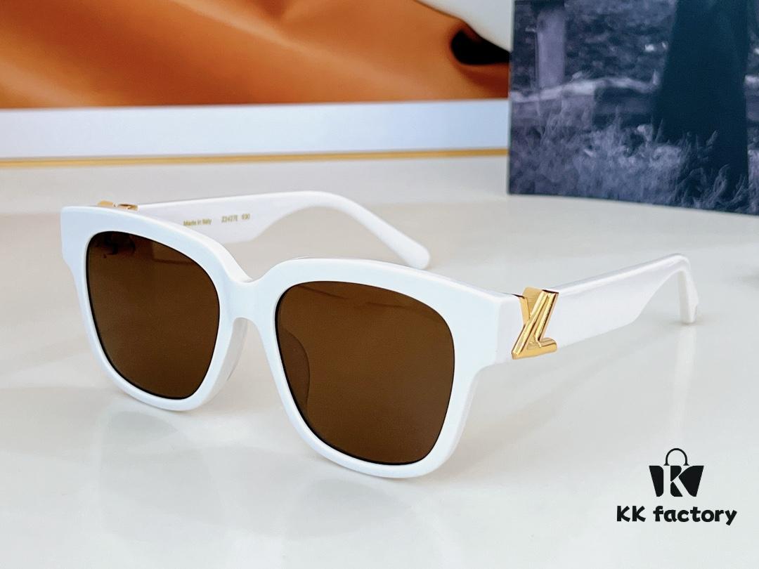 110 LOUIS VUITTON MODEL Z2120E SIZE 55□18-140