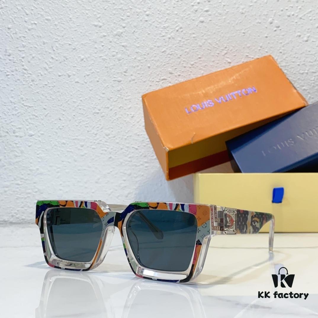 140 LOUIS VUITTON * Z1910E Z1920E Z1940E Z1900E Z1812E (One Color One Model) Premium Quality Luxury Edition Showstopper, True Millionaire's Choice, Rich Golden Logo Threads Embedded in Solid Frame, Sharp Lines and Fine Craftsmanship Create a Distinctly Three-Dimensional Effect, Compact Square Temple with Smooth-Clasping Closure, Oil-Finished Details in Various Tones Highlight the Elegance of Golden Rivets