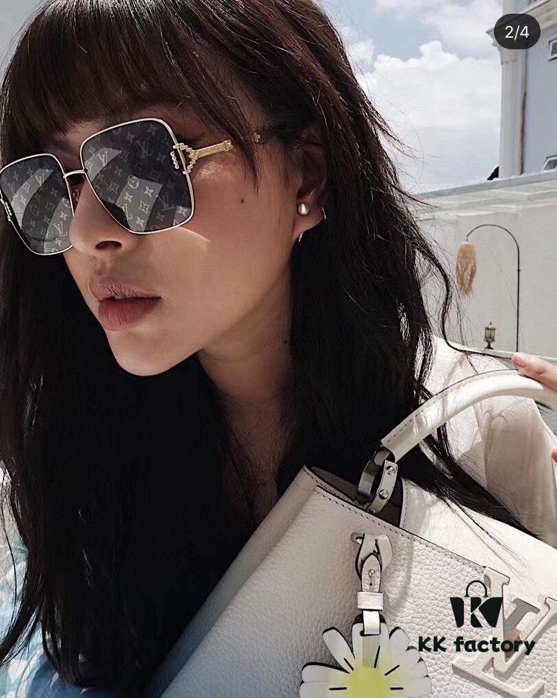 110 LOUIS VUITTON Model Z1437 Sunglasses with Photochromic Lenses