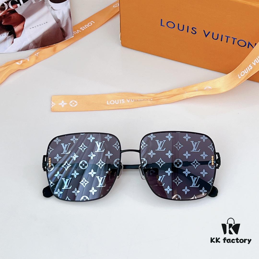 110 LOUIS VUITTON Model Z1437 Sunglasses with Photochromic Lenses