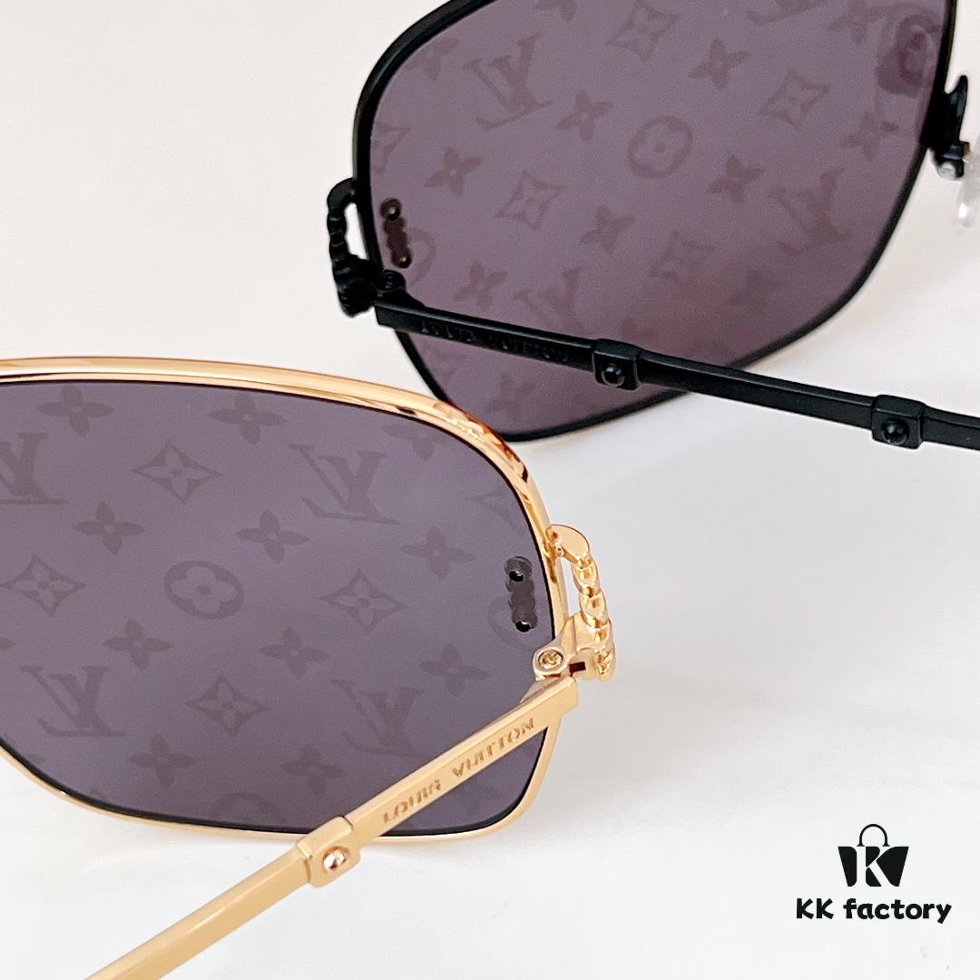 110 LOUIS VUITTON Model Z1437 Sunglasses with Photochromic Lenses
