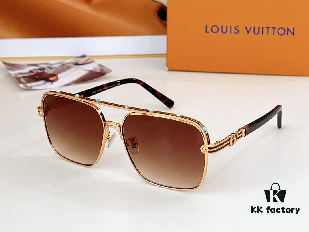 150 LOUIS VUITTON Model Z2019U Size 61-14-145