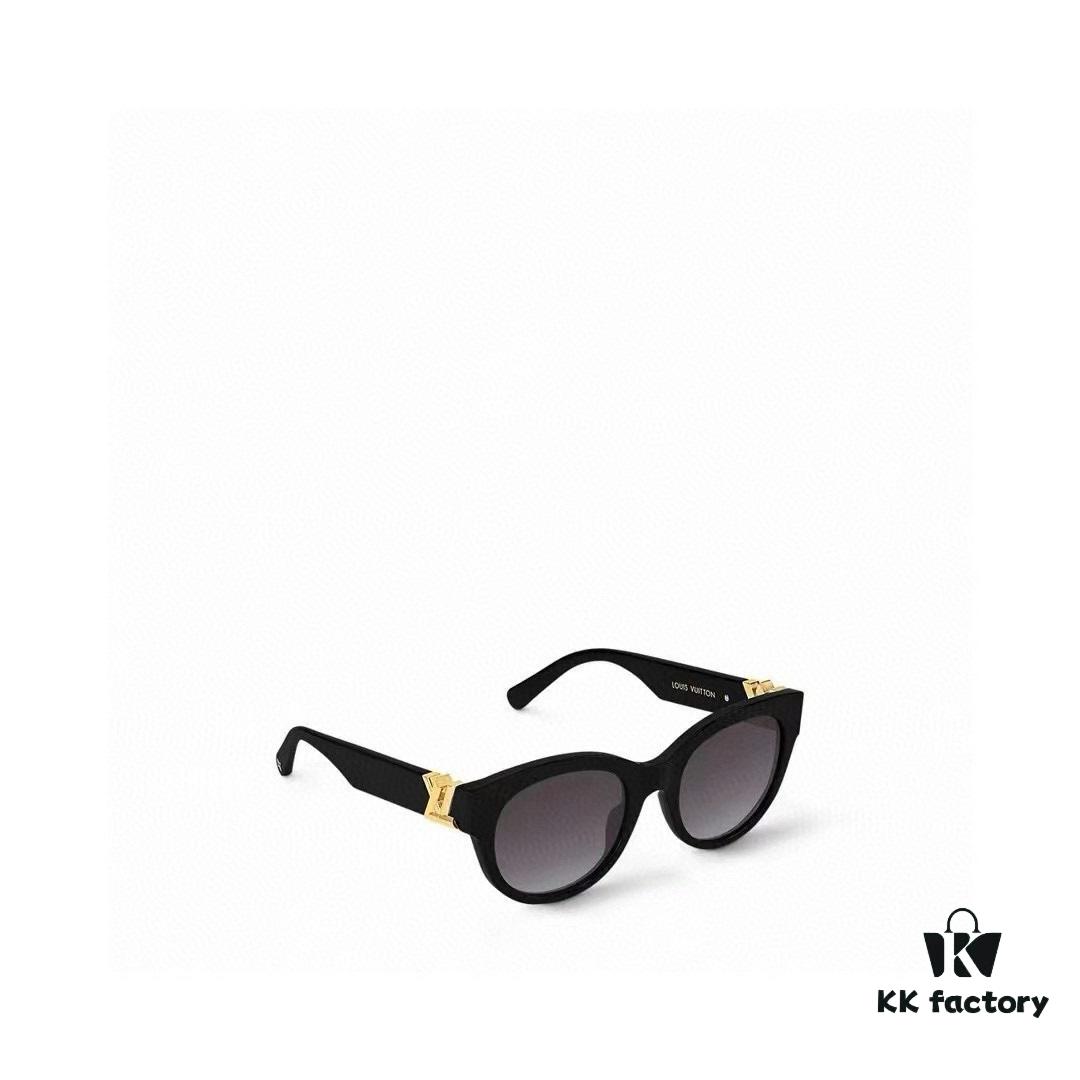 LOUIS VUITTON Sunglasses