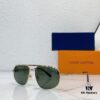 130 Louis Vuitton MOD: Z2274U Size: 57-18-145 Sunglasses