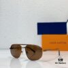 130 Louis Vuitton MOD: Z2274U Size: 57-18-145 Sunglasses