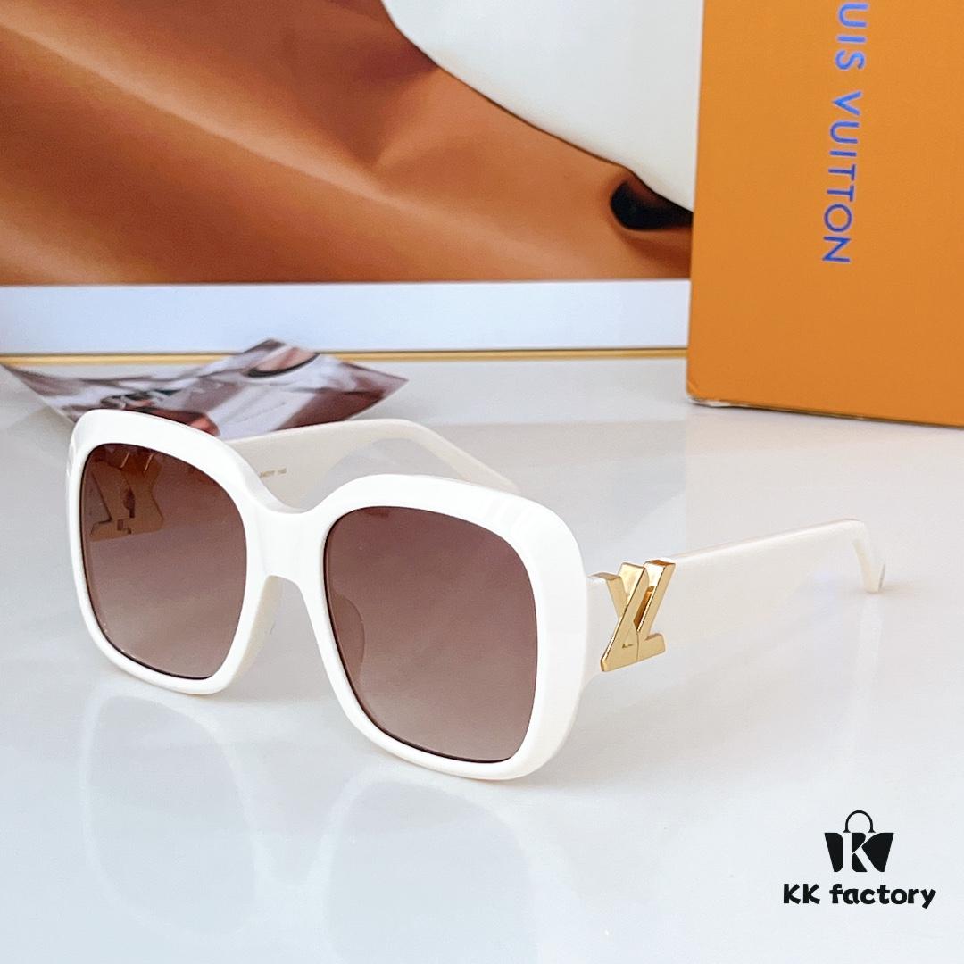 150 LOUIS VUITTON MODEL Z2133E SIZE 54□19-140 Sunglasses