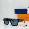 140 Louis VUITTON MOD: Z2062W Size: 133-0-140 Sunglasses