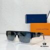 140 Louis VUITTON MOD: Z2062W Size: 133-0-140 Sunglasses