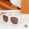 160 LOUIS VUITTON Z2121E Sunglasses