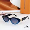 160 LOUIS VUITTON Z2104W Sunglasses
