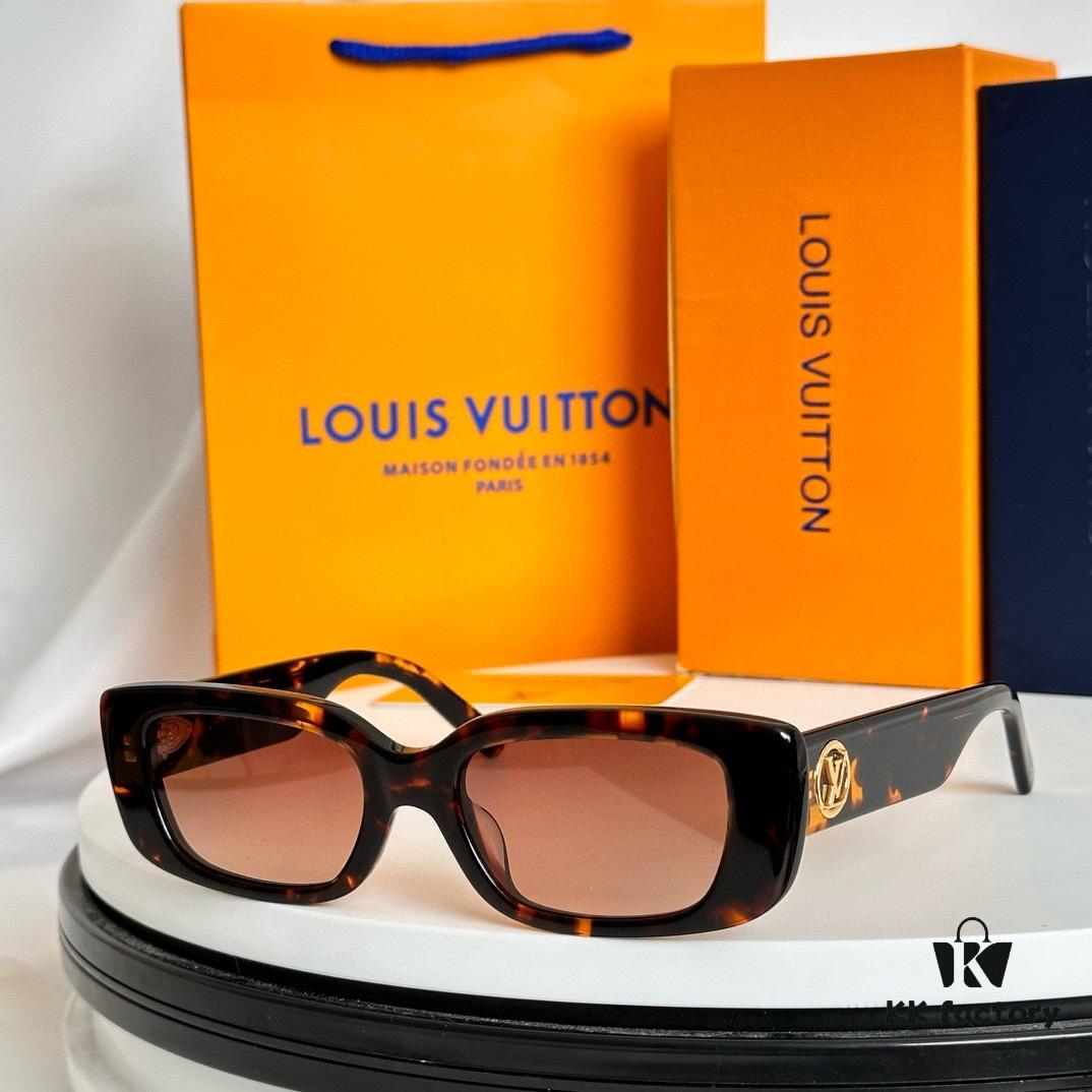 LOUIS VUITTON Z2109W 53□20-145 Sunglasses