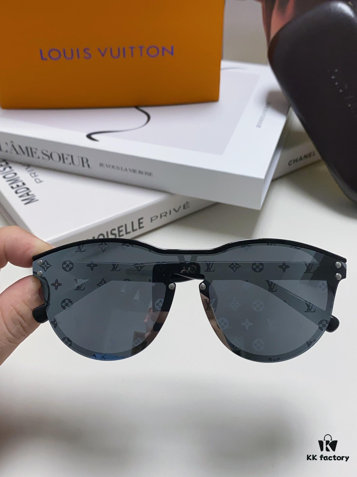 LOUIS VUITTON Round Frame Sunglasses with Detailed Design, Original LV Edgeless Style, Classic Temple Logo, High-Quality Fashion Eyewear