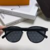 LOUIS VUITTON Round Frame Sunglasses with Detailed Design, Original LV Edgeless Style, Classic Temple Logo, High-Quality Fashion Eyewear