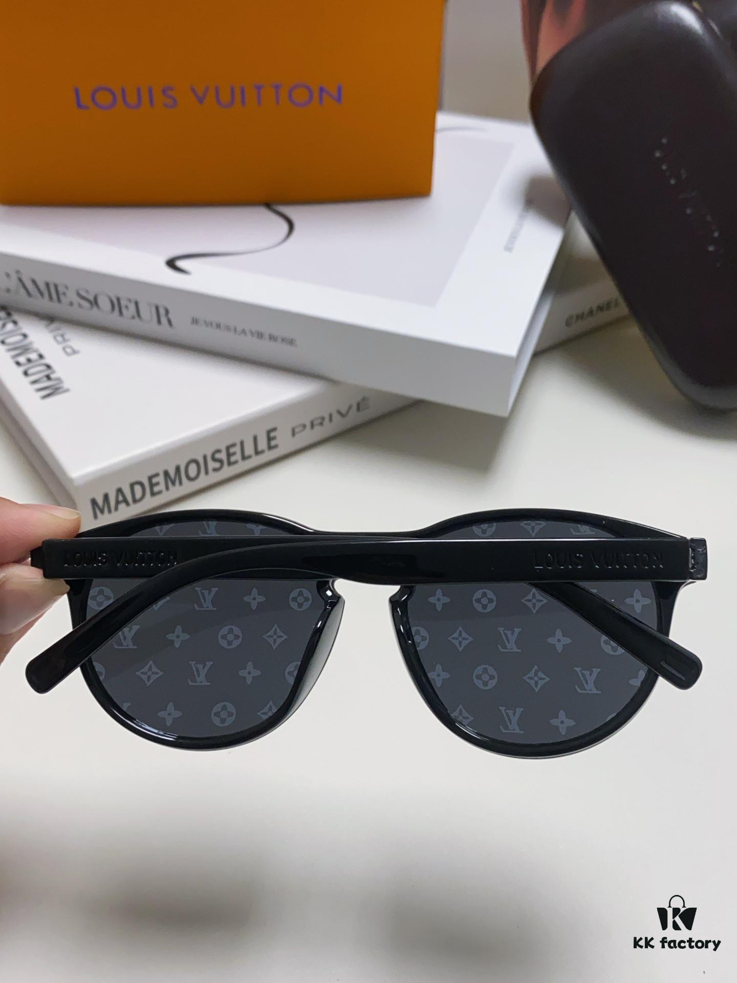 LOUIS VUITTON Round Frame Sunglasses with Detailed Design, Original LV Edgeless Style, Classic Temple Logo, High-Quality Fashion Eyewear