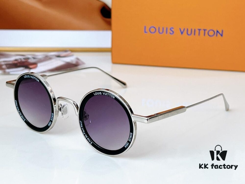 LOUIS VUITTON Z2223U Sunglasses