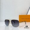 LOUIS VUITTON Model Z1267 Sunglasses