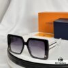 LOUIS VUITTON New Arrival Z6028E Square Frame Sunglasses