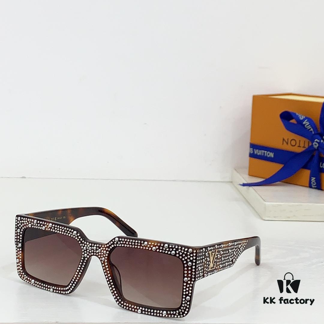 Starry Sky Handcrafted Sunglasses LOUIS VUITTON* Model Z2396W Size 54-21-155
