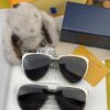 LOUIS VUITTON LV Men's Sunglasses, Stylish Frame, High Quality, Universal Fit, Highly Sought After, Hong Kong Authentic Purchase