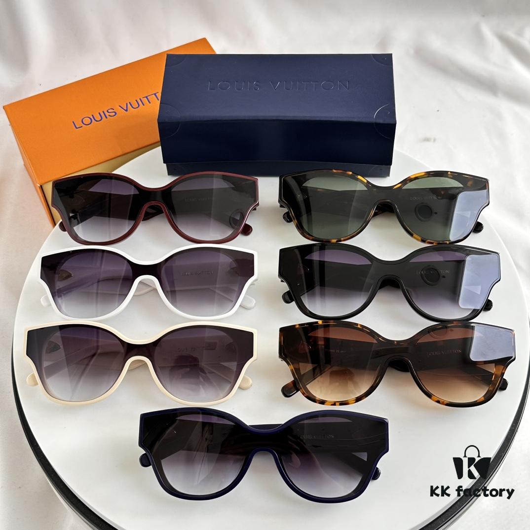 LOUIS VUITTON MODEL: Z1996E SIZE: 54□19-145 Sunglasses