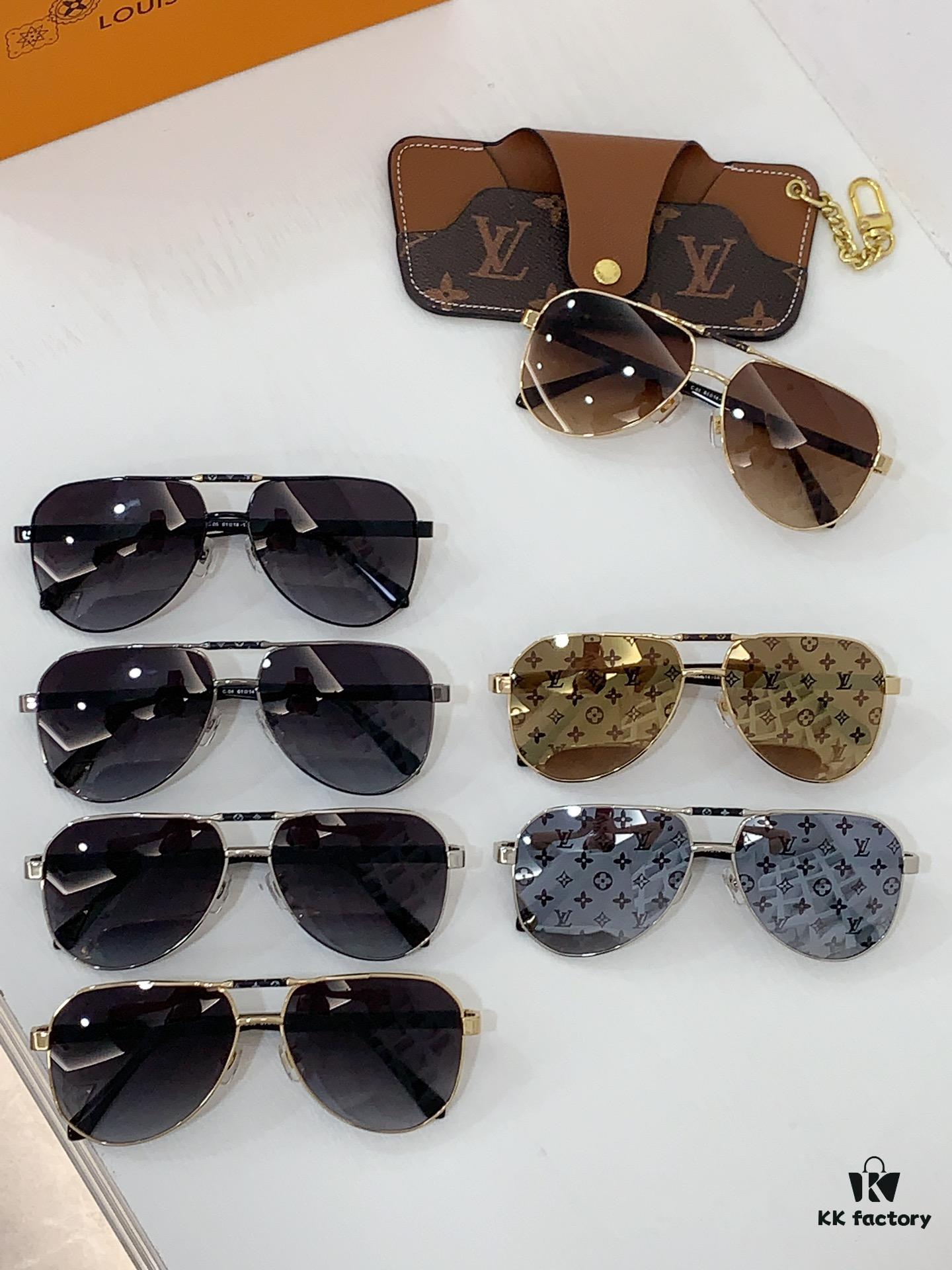 Louis VUITTON Z1248 Sunglasses