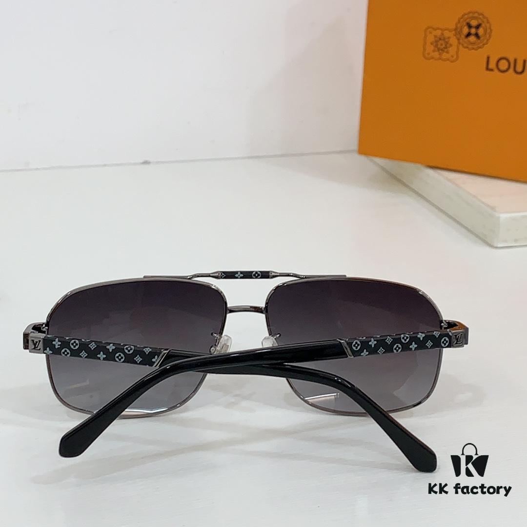 Louis VUITTON Sunglasses