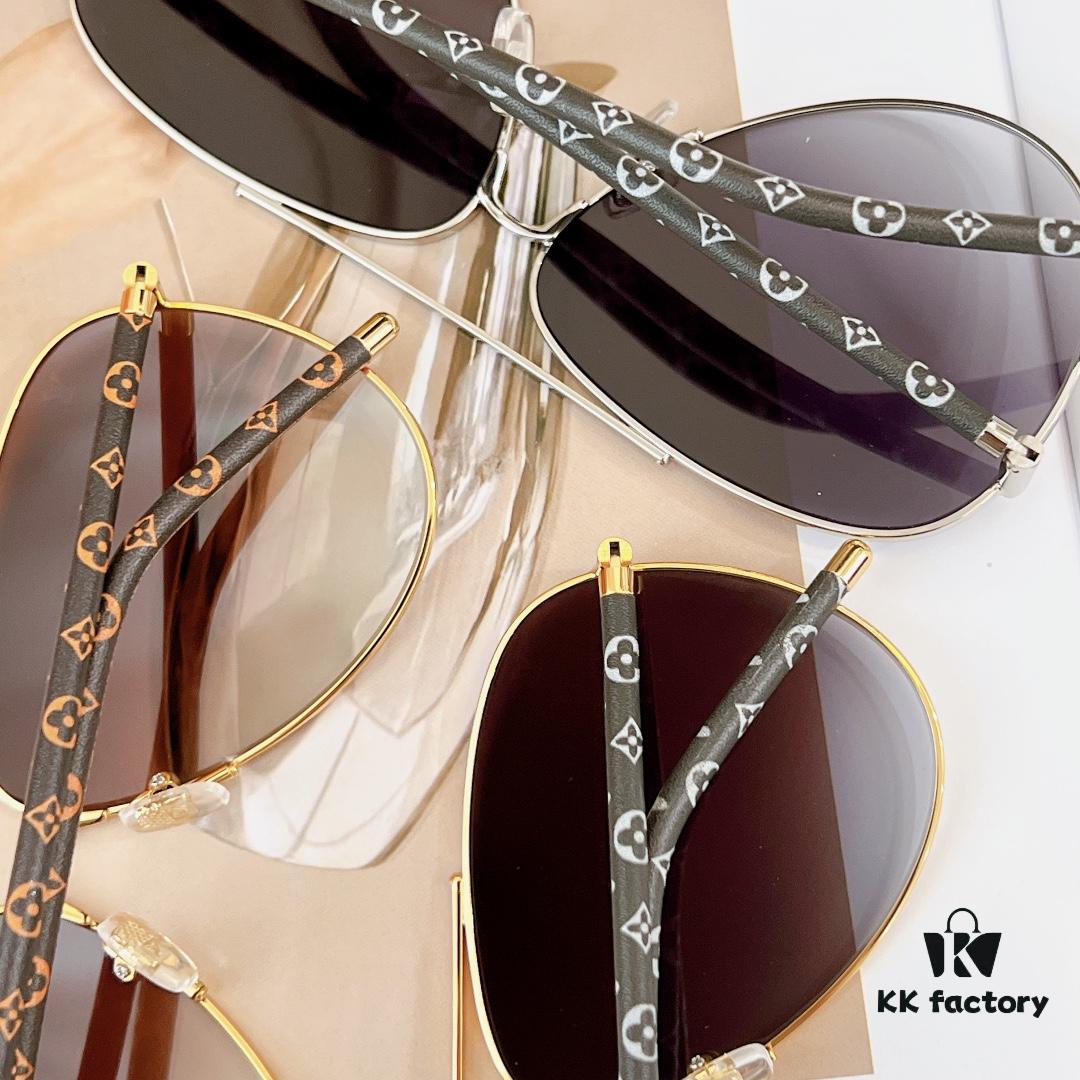 LOUIS VUITTON Z2049U Sunglasses