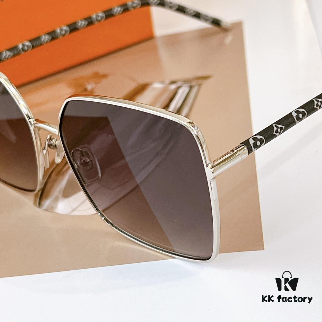 LOUIS VUITTON Z1928 59-14-145 Sunglasses