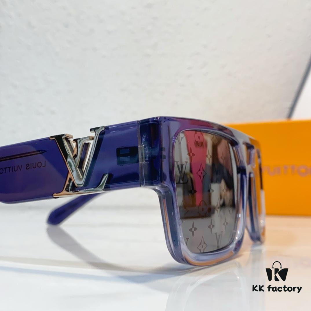 140 Louis VUITTON MOD: Z2062W Size: 133-0-140 Sunglasses