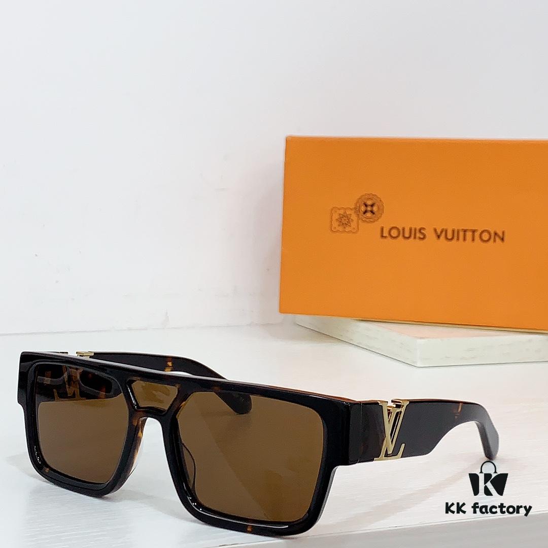 140 Louis VUITTON MOD: Z2062W Size: 133-0-140 Sunglasses