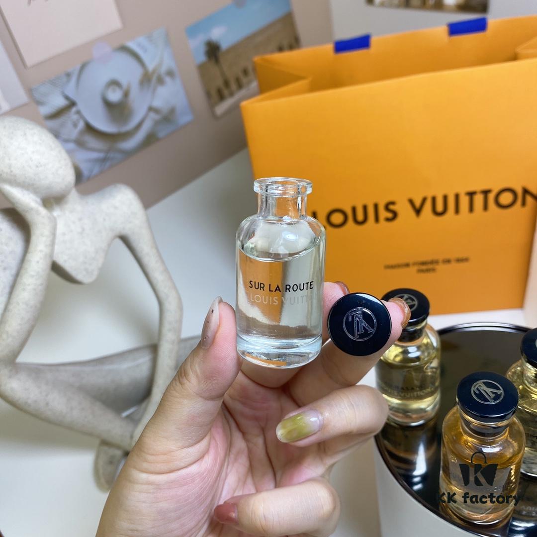 Louis Vuitton Men's Perfume Set of 5 (10ml each), Cylindrical Packaging, Includes Official Store Shopping Bag, No Spray Nozzles, Polished Bottles