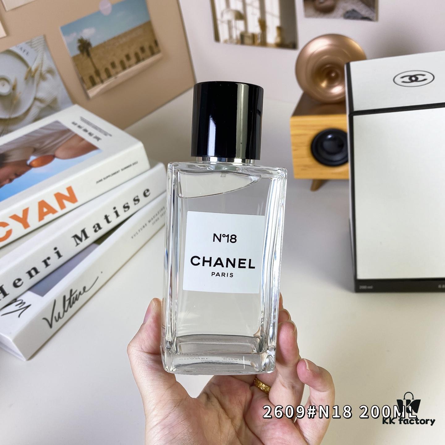 Chanel Les Exclusifs de Chanel No 18, 200ml